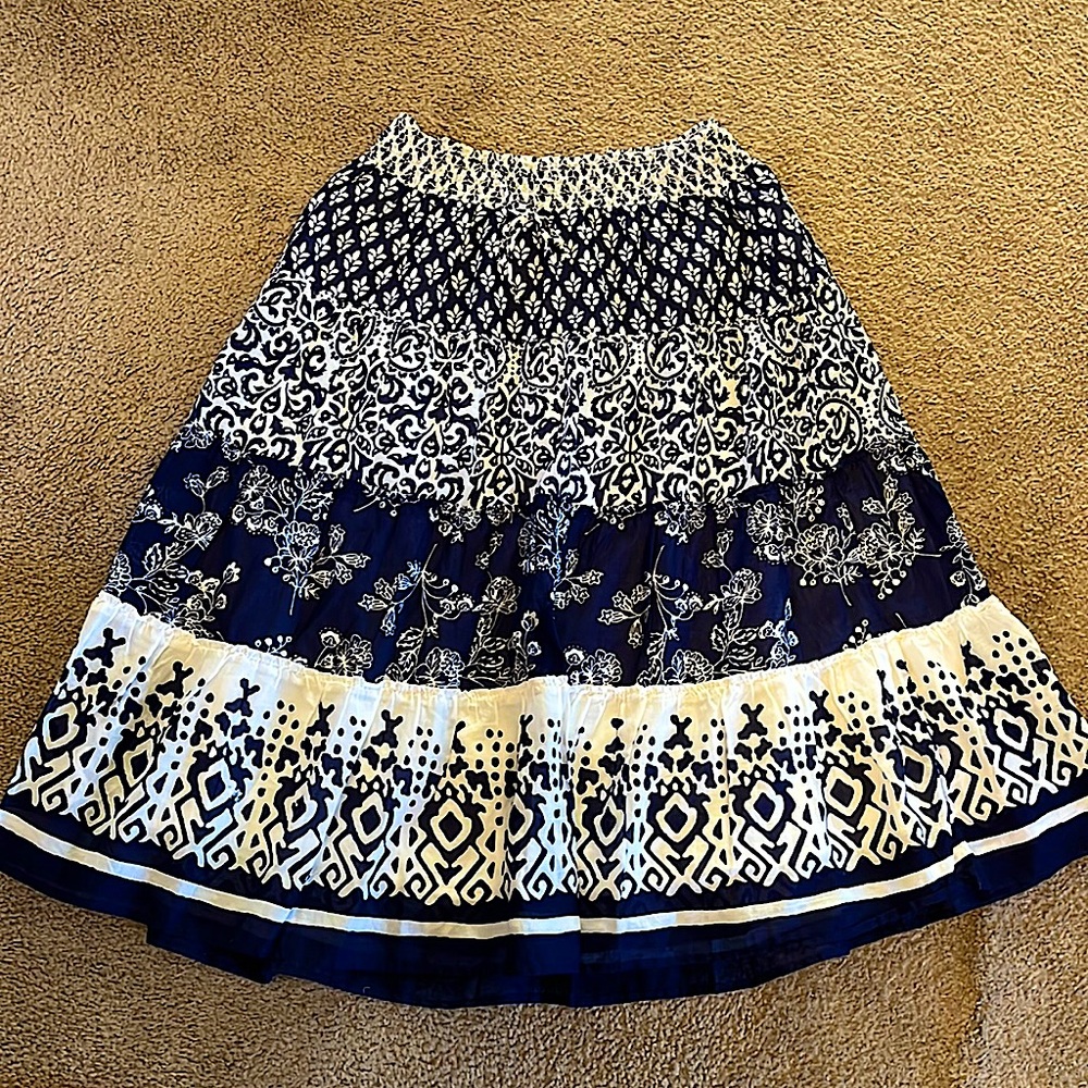 Old Navy Blue patterned Skirt